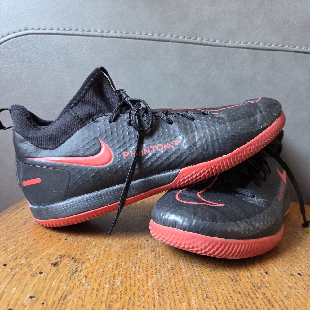 Youth Nike Phantom GT Dynamic Fit Black Size 5Y